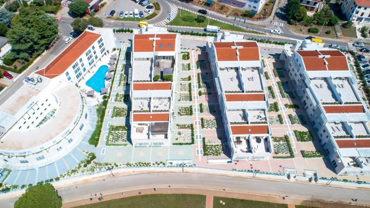 Supreme Studio Apartment Bijoux Umag Exteriör bild