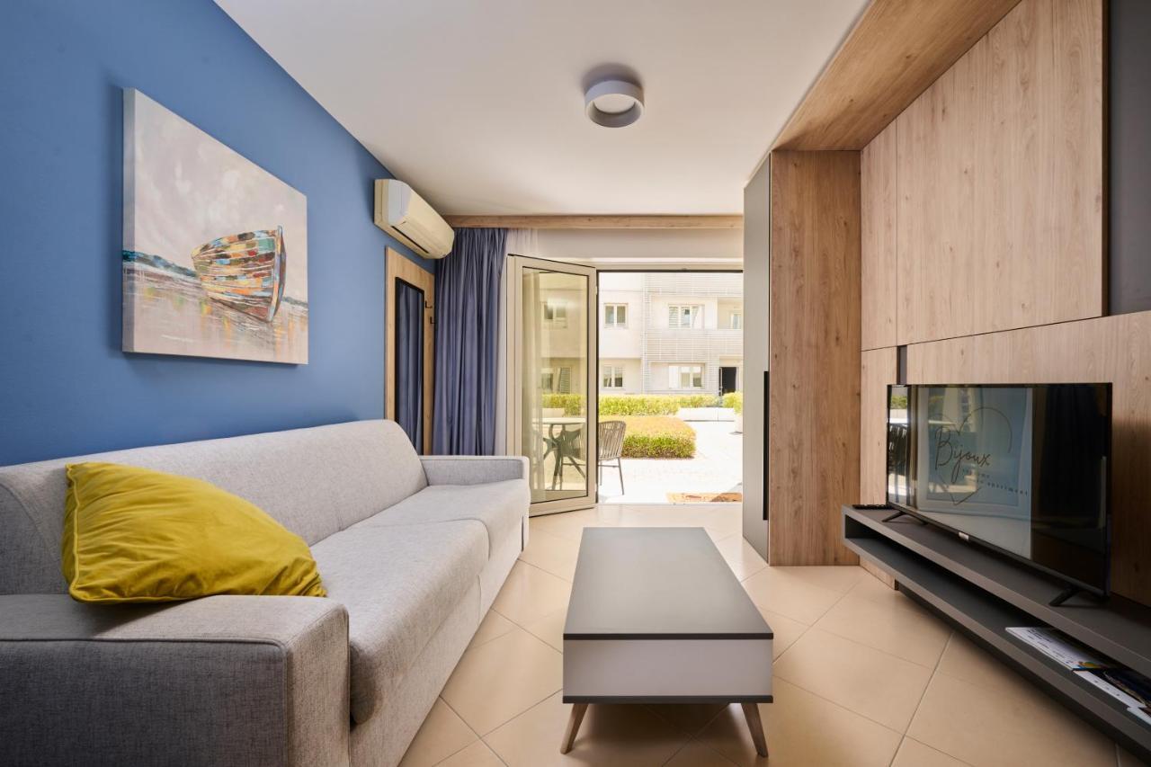Supreme Studio Apartment Bijoux Umag Exteriör bild